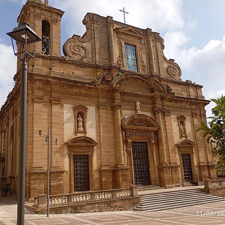 Ferienwohnung La Casuzza Di Lara Sciacca Exterior foto